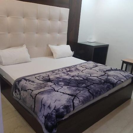 Hotel Uday Raj By Wb Inn Agra  Exterior foto