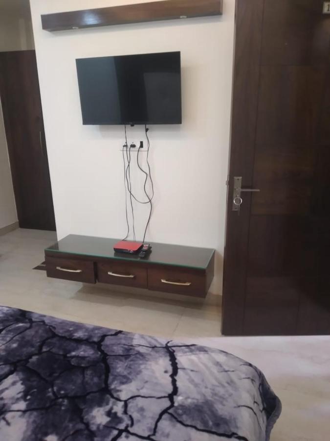 Hotel Uday Raj By Wb Inn Agra  Exterior foto